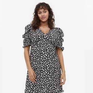 H&M Mama Ruffle Trimmed Dress